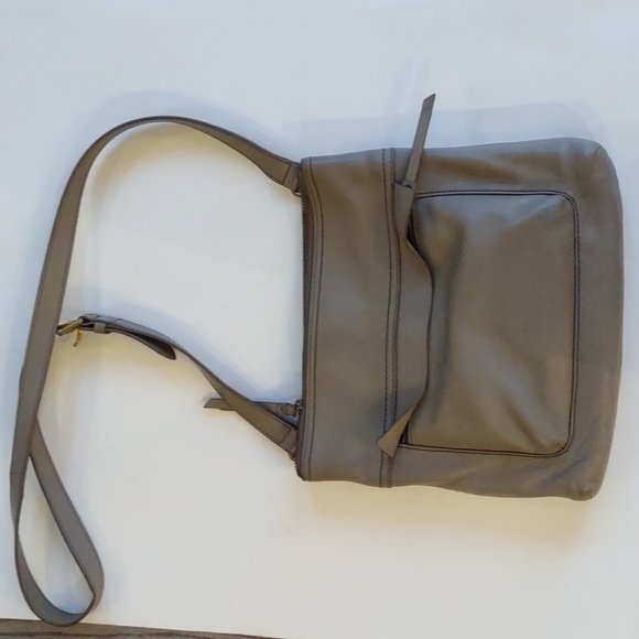 Genuine leather shoulder bag by Fossil 🍀 - Picture 1 of 12